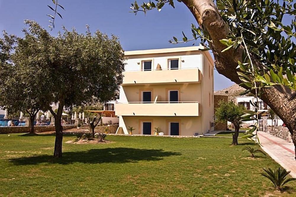 Aparthotel Blue Sky