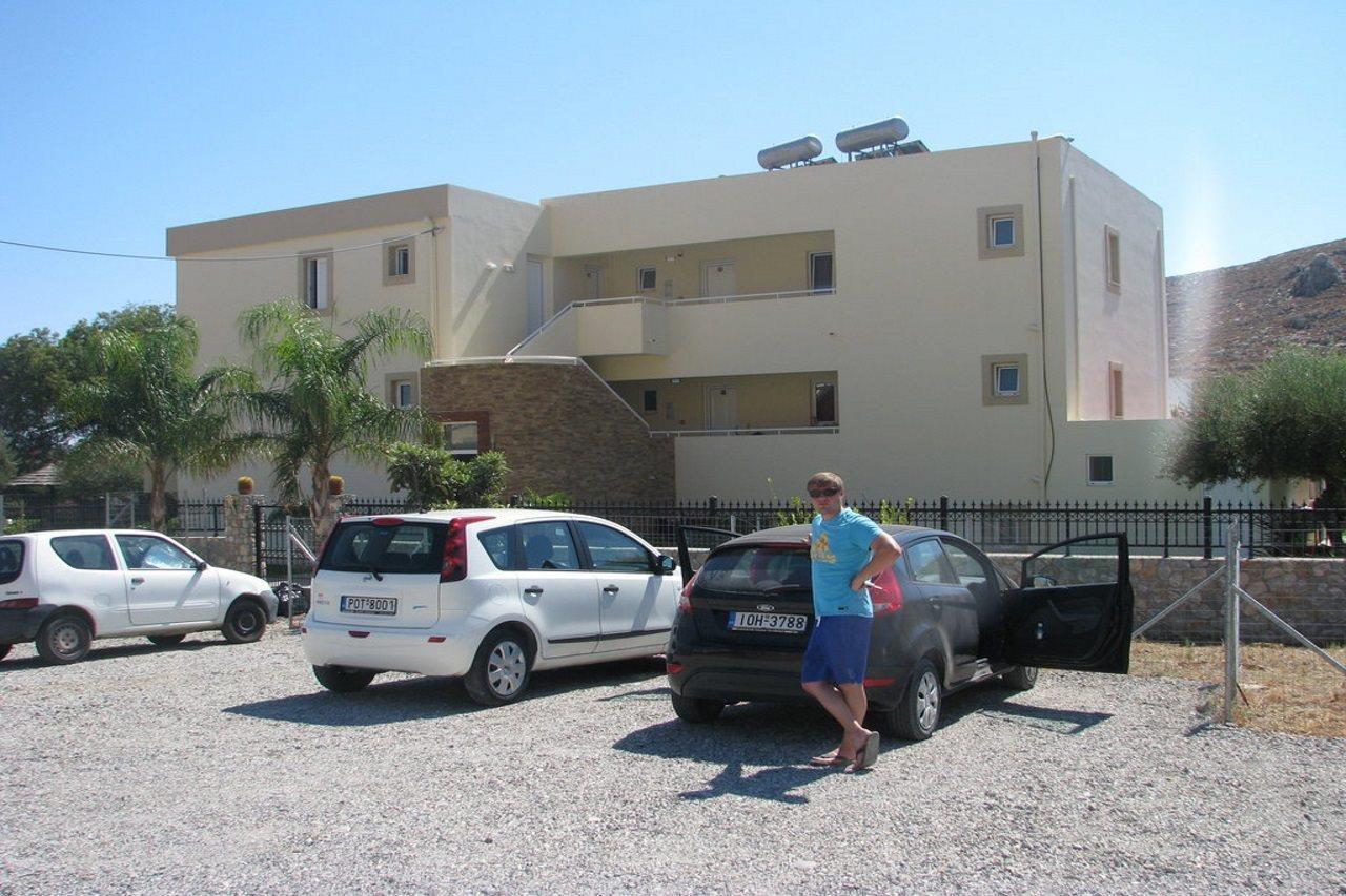 Blue Sky Aparthotel